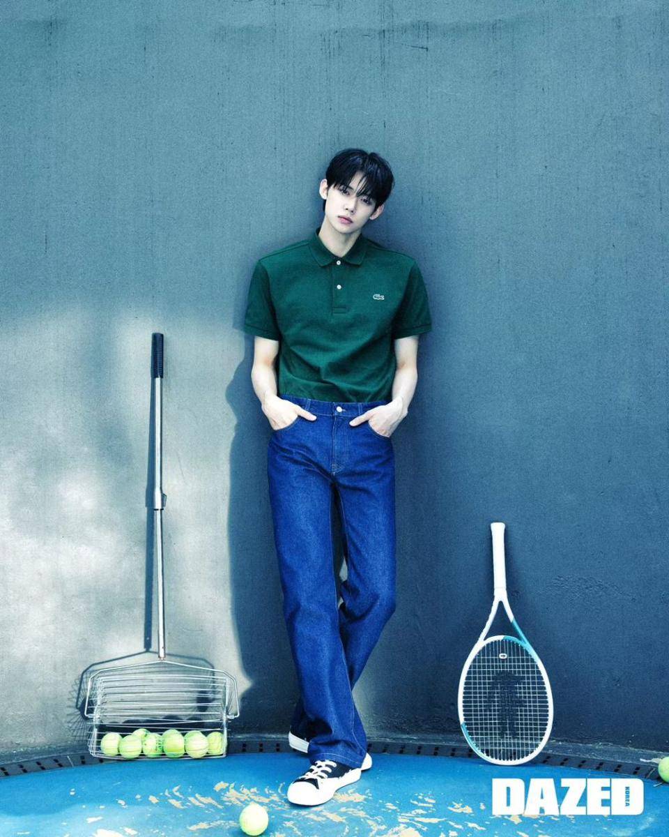 loose pants jeans ala Yeonjun TXT (instagram.com/yawnzzn)