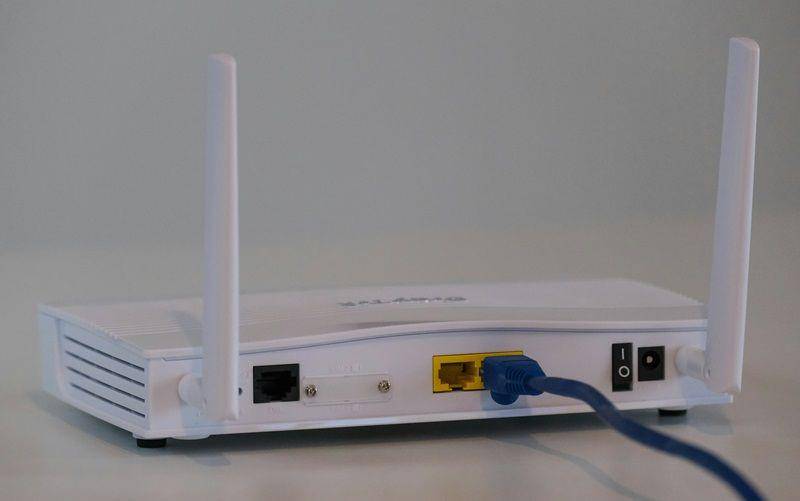 ilustrasi router WiFi (unsplash.com/Compare Fibre)