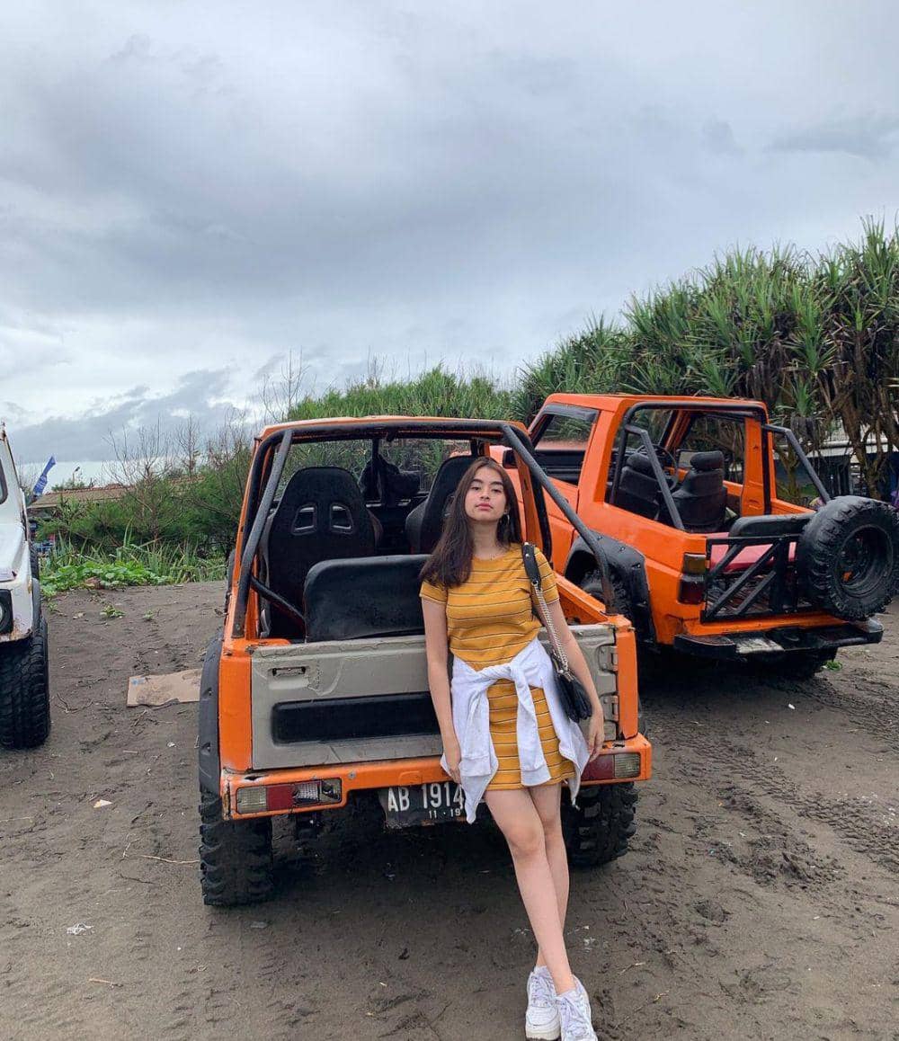 Nadia Raysa (instagram.com/nadiaraysa)