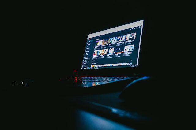 ilustrasi video YouTube (unsplash.com/Leon Bublitz)