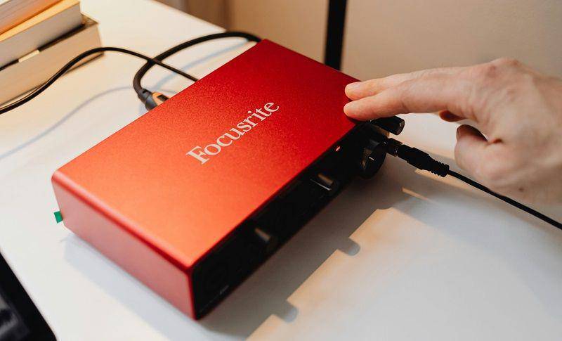 ilustrasi soundcard (pexels.com/Photo Source: Kaboompics.com)