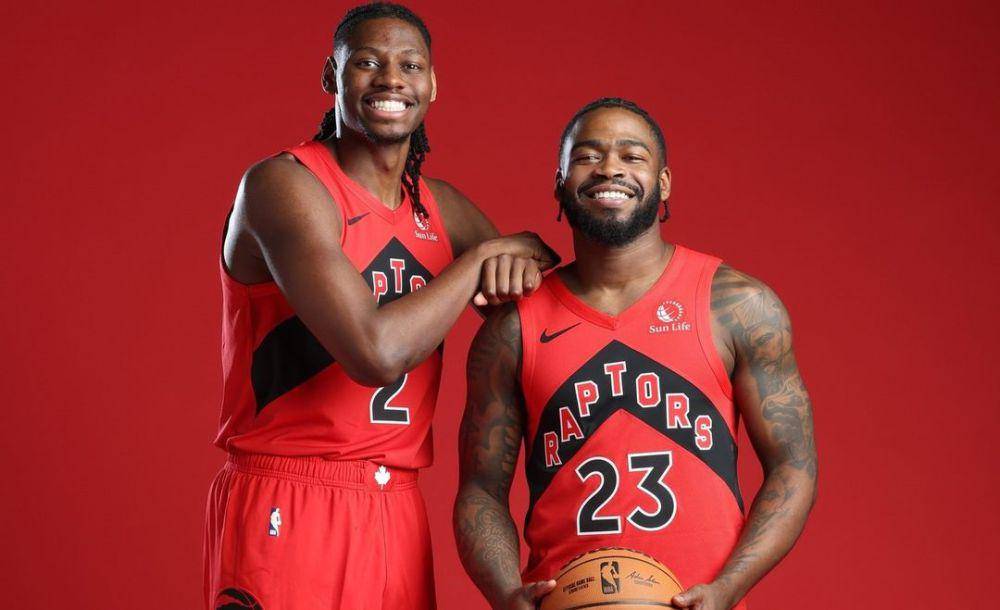 Jonathan Mogbo (kiri) dan Jamal Shead (kanan). (instagram.com/raptors)