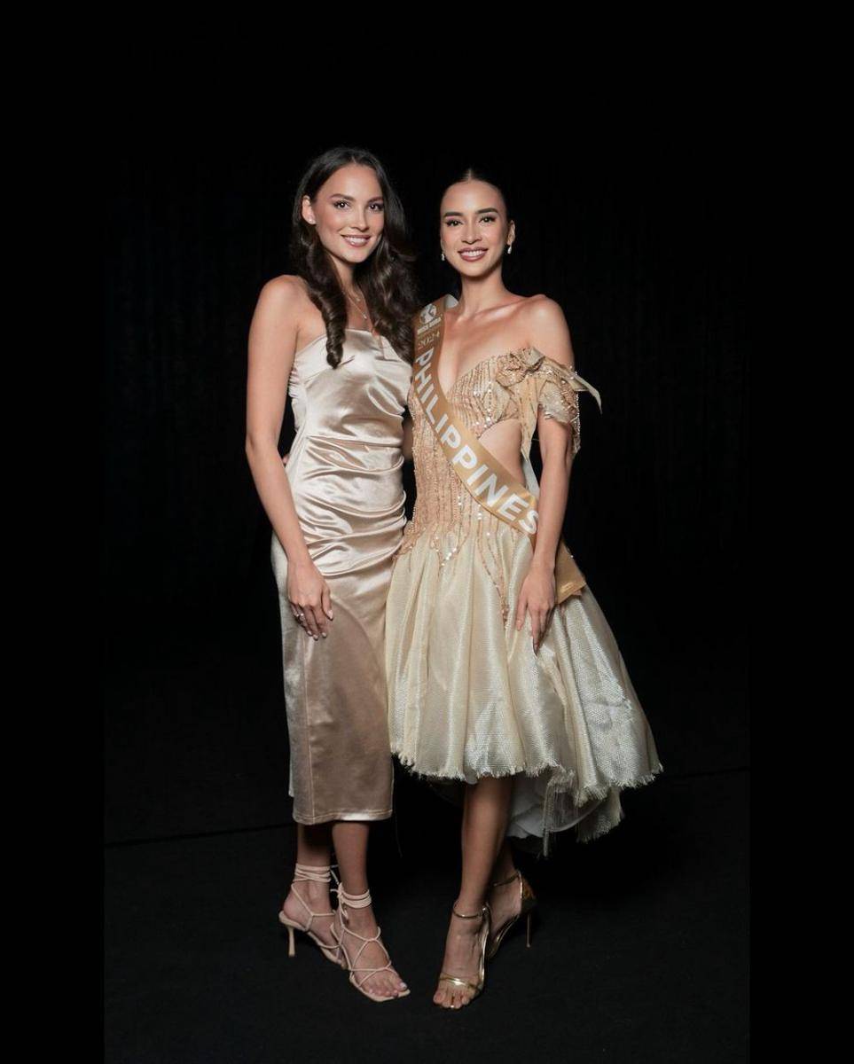 Potret Finalis Asia Saat Sashing Ceremony Miss Aura International 2024 (Instagram.com/demacsgo for Instagram.com/missaurainternational)
