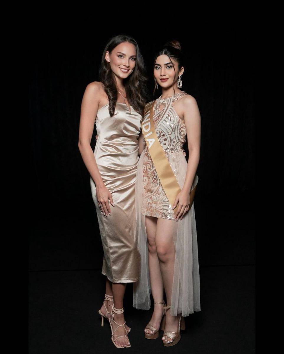 Potret Finalis Asia Saat Sashing Ceremony Miss Aura International 2024 (Instagram.com/demacsgo for Instagram.com/missaurainternational)