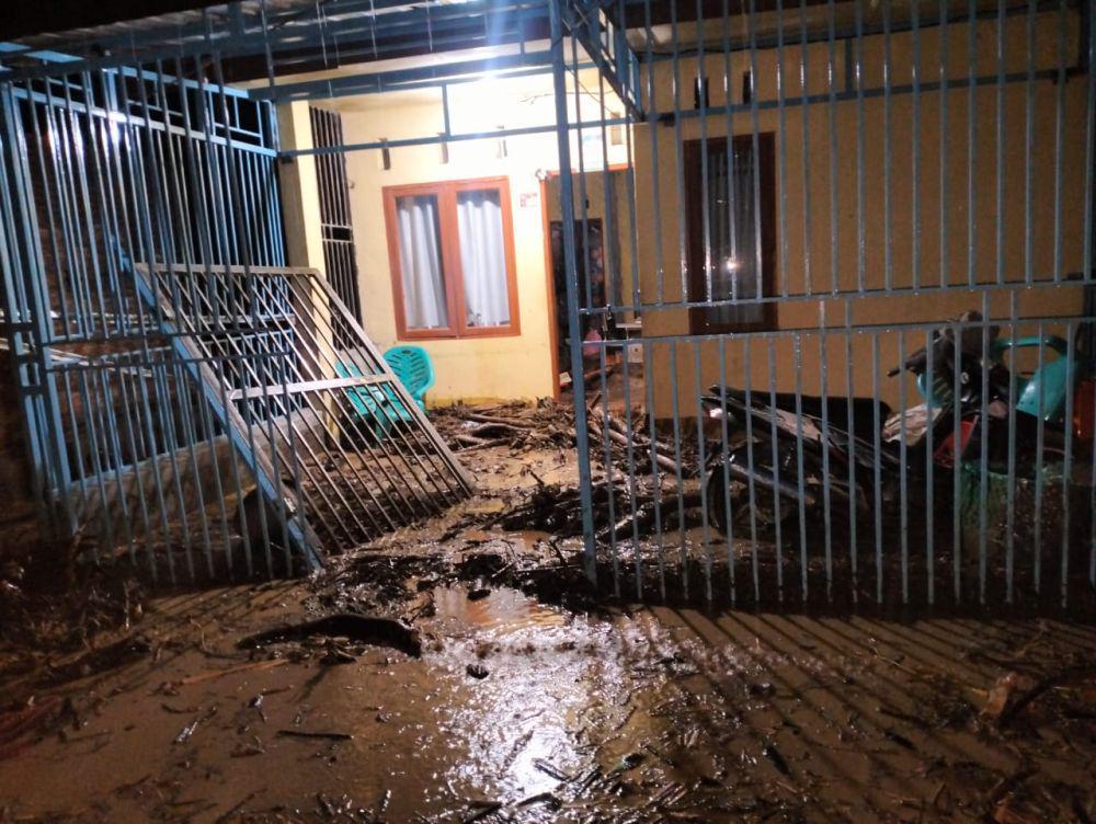Banjir Bandang dan Longsor di Aceh, Sekeluarga Tewas Tertimbun
