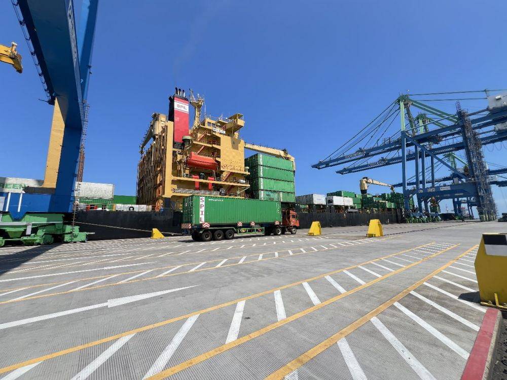 Pembangunan Makassar New Port (MNP) memperkuat peningkatkan infrastruktur pelabuhan di Indonesia, khususnya di wilayah timur. (Dok. Istimewa)