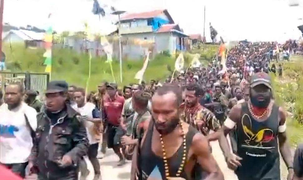 KKB dan Pendukung Paslon Pilkada Bentrok di Puncak Papua Tengah