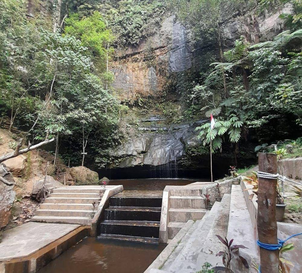 Air Terjun Sungai Bikan, Sawahlunto (google.com/maps/Станислав Буслов)