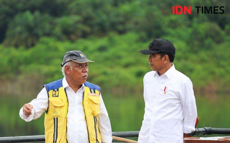 Presiden Jokowi bersama Plt. Kepala Otorita IKN, Basuki Hadimuljono. Foto Humas OIKN (IDN Times/Ervan)