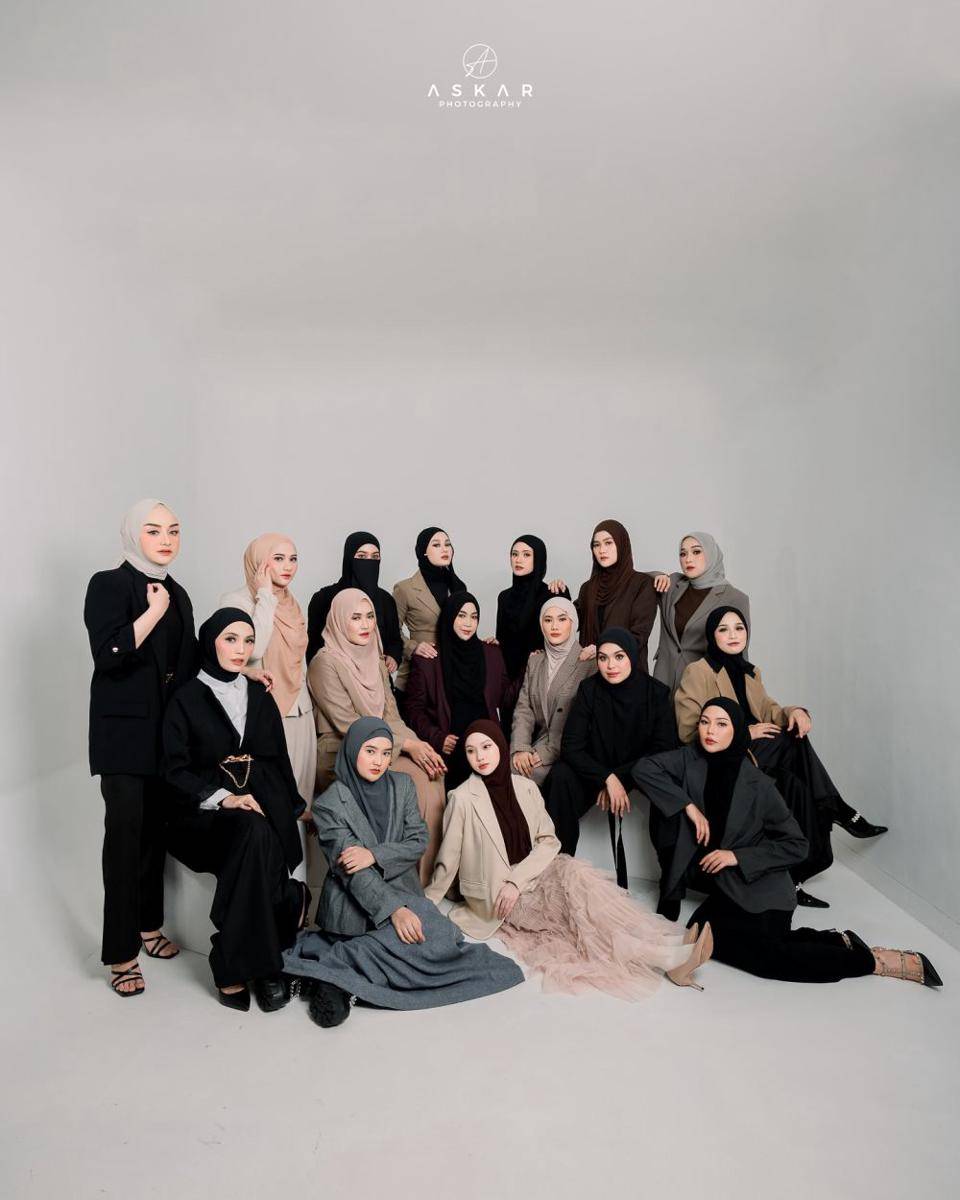 potret photoshoot geng Butterfly (instagram.com/vebbypalwinta)