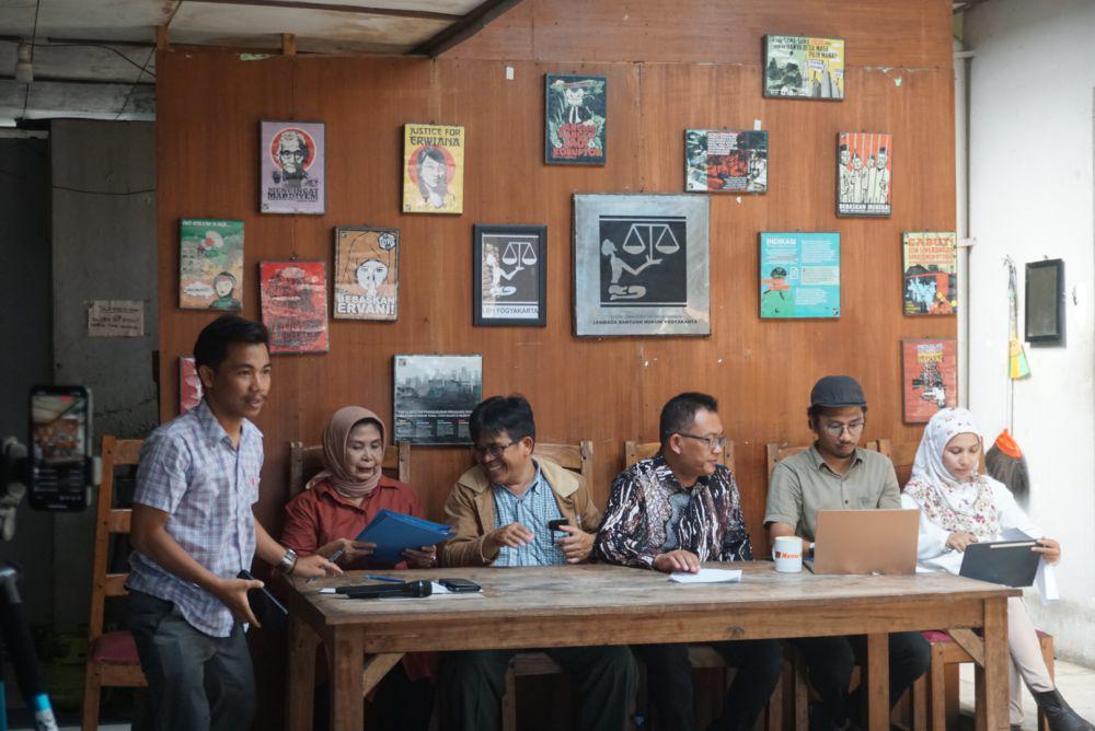 Tak Kuat Lunasi Pungutan, 260 Ijazah SMA di DIY Ditahan Sekolah