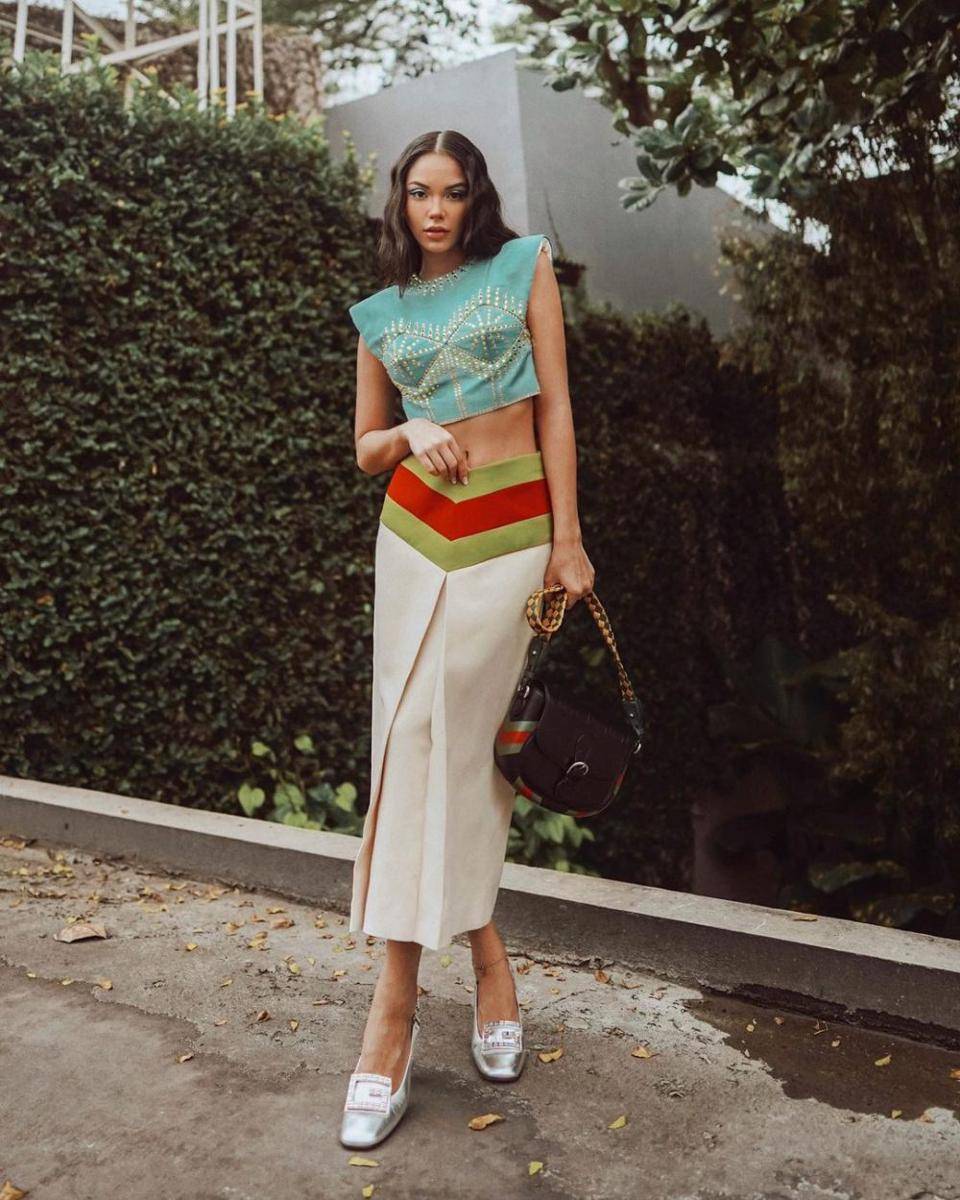 ide styling bawahan rok ala Alyssa Daguise (instagram.com/alyssadaguise)