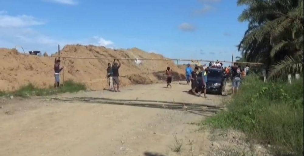 Warga tuntut ganti rugi lahan proyek Jalan Tol Binjai Langsa (IDN Times/ Bambang Suhandoko)