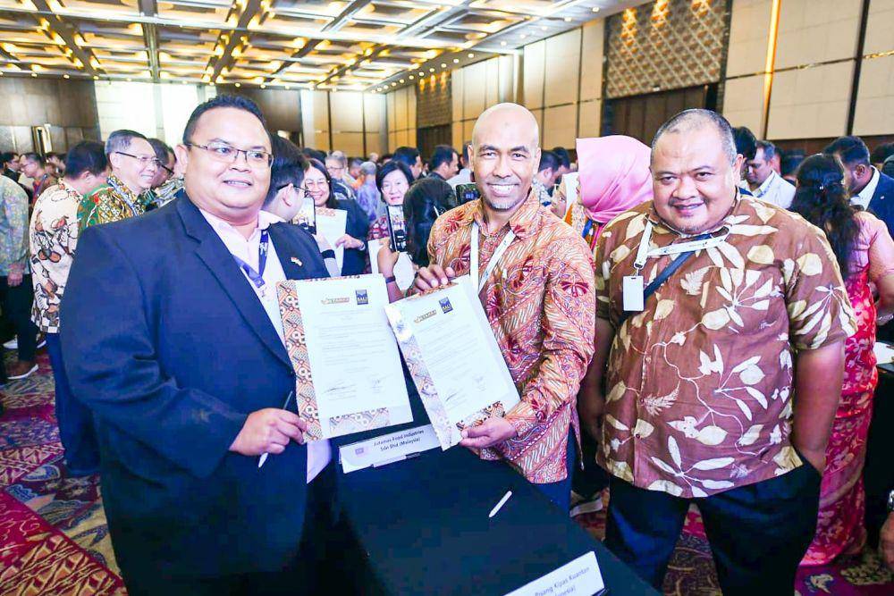 Pertamina memfasilitasi UMKM unggulan binaannya untuk go global meraih kerja sama bisnis dengan buyer mancanegara pada ajang Trade Expo Indonesia yang diadakan di ICE BSD, Rabu (9/10). (dok. Pertamina)
