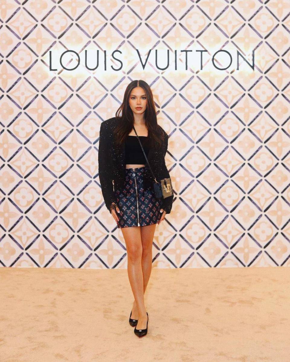 ide styling bawahan rok ala Alyssa Daguise (instagram.com/alyssadaguise)
