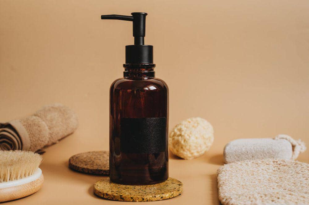 Ilustrasi body wash kulit tubuh sensitif (pexels.com/Alesia Kozik)