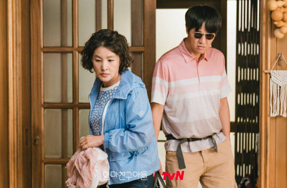 Park Ji Young dan Ji Han Chul di Love Next Door (x.com/cjndrama)