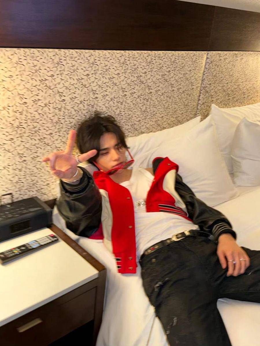 potret Hyunjin Stray Kids (instagram.com/hynjinnnn)