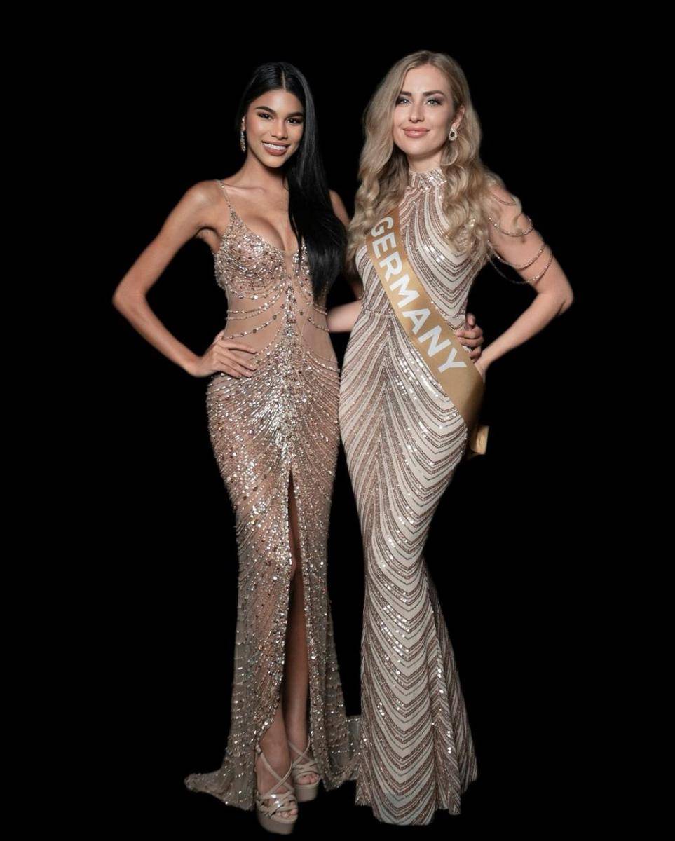 Potret Finalis Eropa Saat Sashing Ceremony Miss Aura International 2024 (Instagram.com/demacsgo for Instagram.com/missaurainternational)