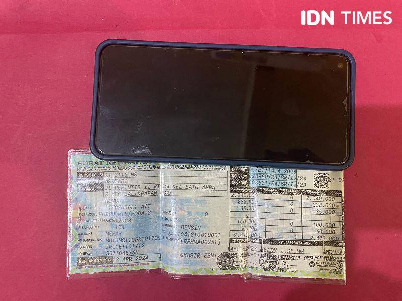 Barang bukti milik tersangka pencurian MA warga Balikpapan yang dibekuk polisi di PPU (IDN Times/Ervan)