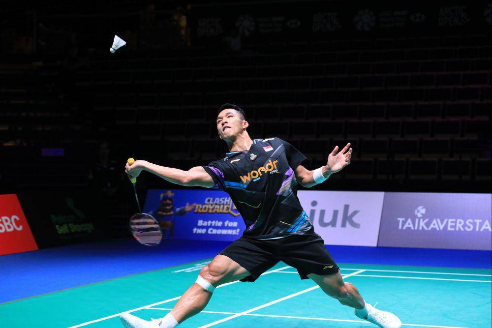 Jonatan Christie mengunci kemenangan di babak 32 besar Arctic Open 2024 (dok. PP PBSI)