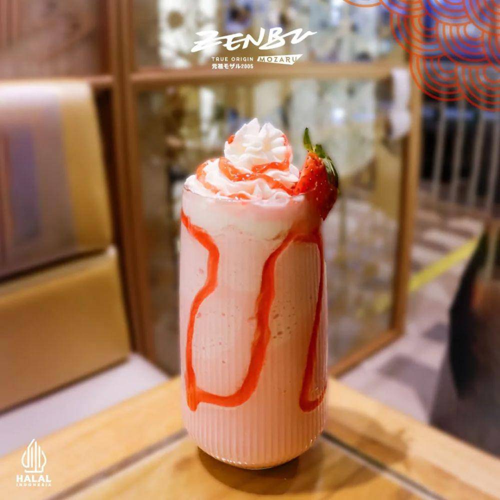 Potret menu Strawberry Shakes di Zenbu Resto (instagram.com/zenbu.resto)