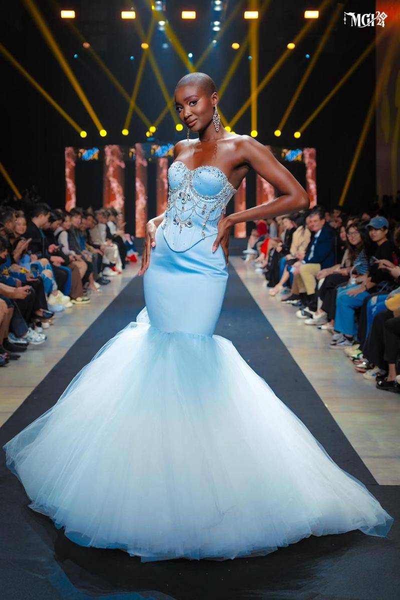 Potret Wakil Eropa Saat Konferensi Pers Miss Grand International 2024 (Facebook.com/Miss Grand International)