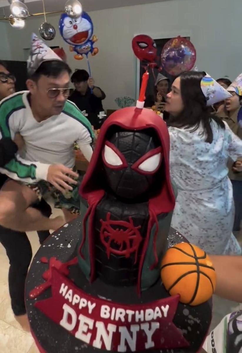 potret kejutan ulang tahun Denny Sumargo (Instagram.com/sumargodenny)