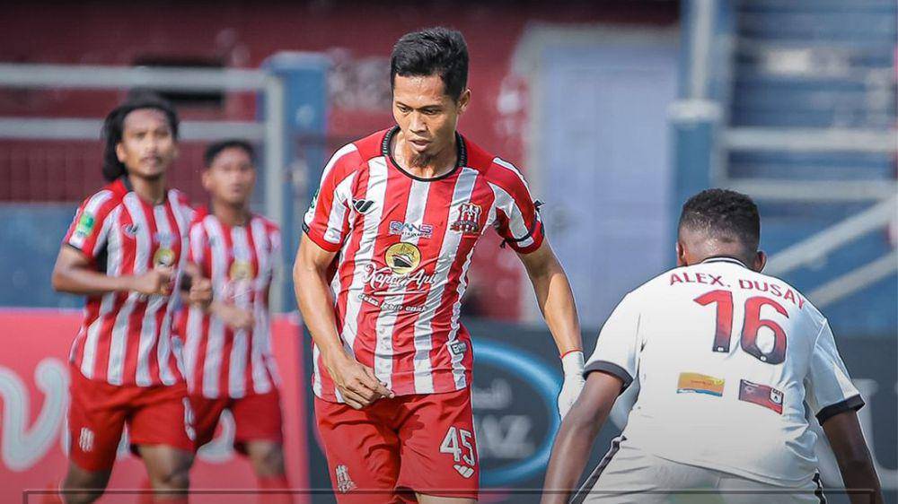 Deltras Sidoarjo dalam laga melawan Persipura Jayapura pada pekan kelima Grup 3 Liga 2 Indonesia 2024/2025. (instagram.com/deltras.official)