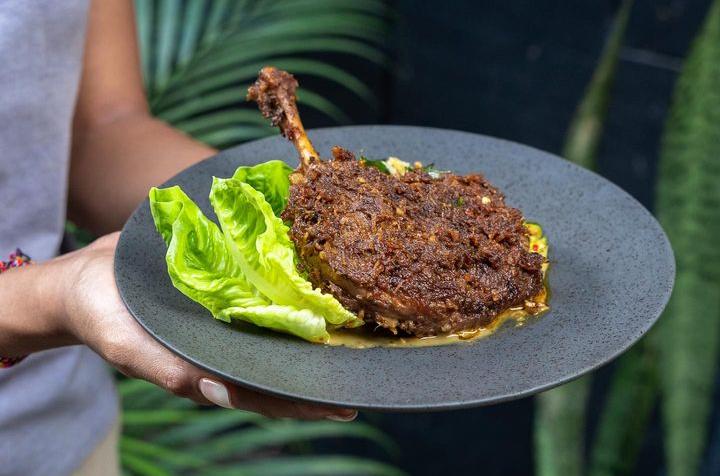 Resep Bebek Bumbu Hitam Madura yang Lezat dan Gurih