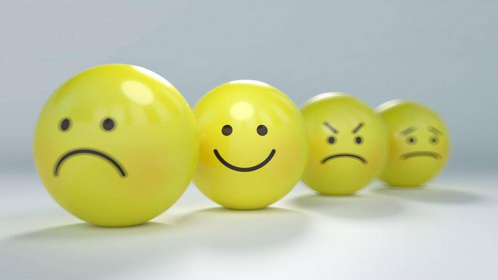 ilustrasi beragam emotikon (pixabay.com/AbsolutVision)