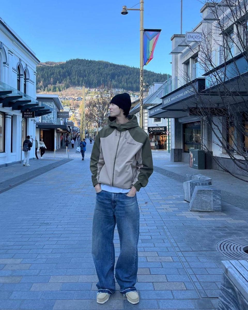 mix and match jaket ala Byeon Woo Seok (instagram.com/@byeonwooseok)