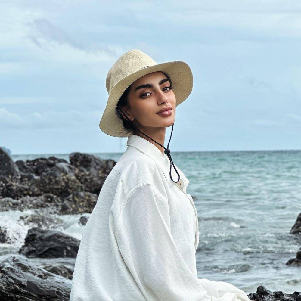 Potret Miss Earth Uni Emirat Arab 2024, Noura Al Jasmi (instagram.com/nnouraalj)