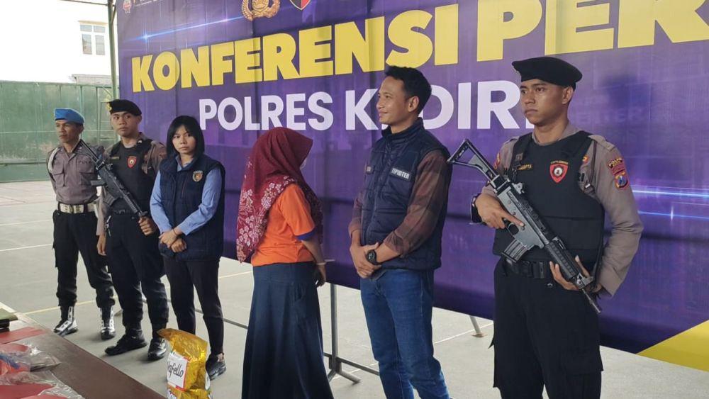 Polisi Tetapkan Tersangka Kasus Keracunan Makanan di Kediri