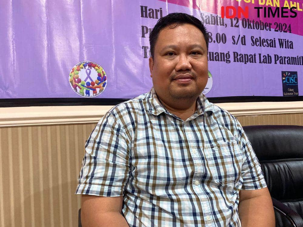 Dokter spesialis onkologi Elvis Deddy Kurniawan. (IDN Times/Erik Alfian)
