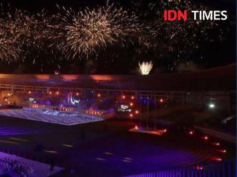 Salah satu kemeriahan pembukaan Pekan Paralimpiade Nasional di Surakarta yang dibuka oleh Presiden Jokowi pada Minggu (6/10/2024).(IDN Times/@npci)