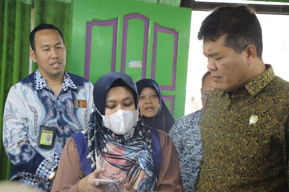 Sahat M Panggabean, Kepala Barantin datang langsung ke PTEI dan PTW di Salatiga. (IDN Times/Dok Humas Barantin Jateng)