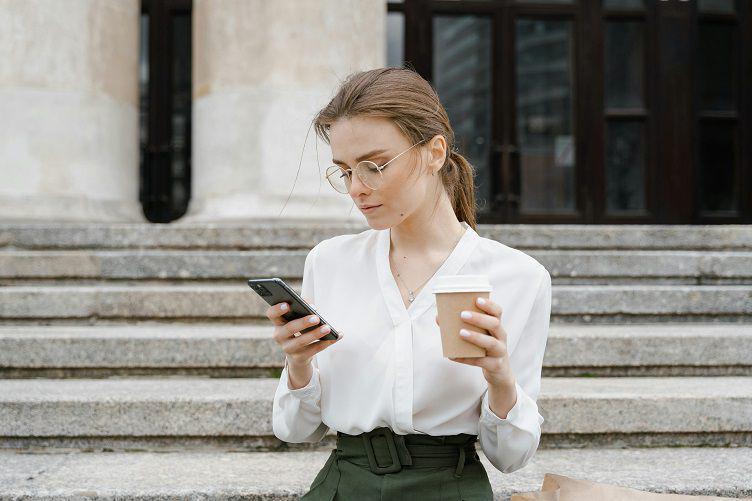 4 Cara Mengatasi Emosi Mudah Meledak karena Baca WhatsApp