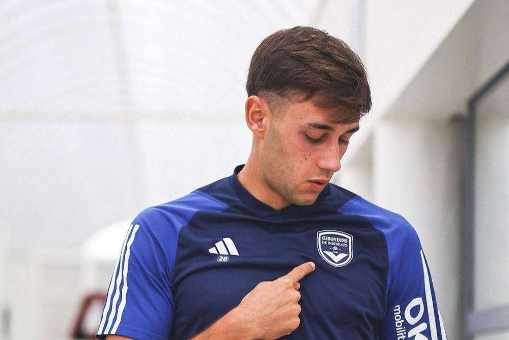 Pedro Diaz, pemain Girondins Bordeaux yang hijrah ke Rayo Vallecano pada Agustus 2024. (instagram.com/girondins)
