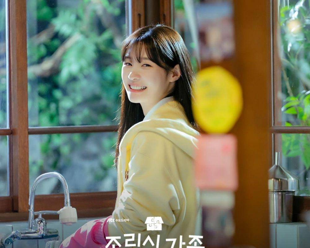 Yoon Ju Won (Jung Chaeyeon) di drakor Family By Choice (instagram.com/jtbcdrama)