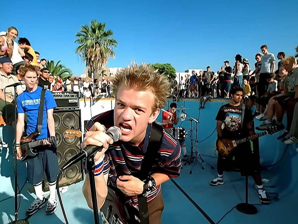 Sum 41 di video klip In To Deep (Youtube.com/Sum 41)