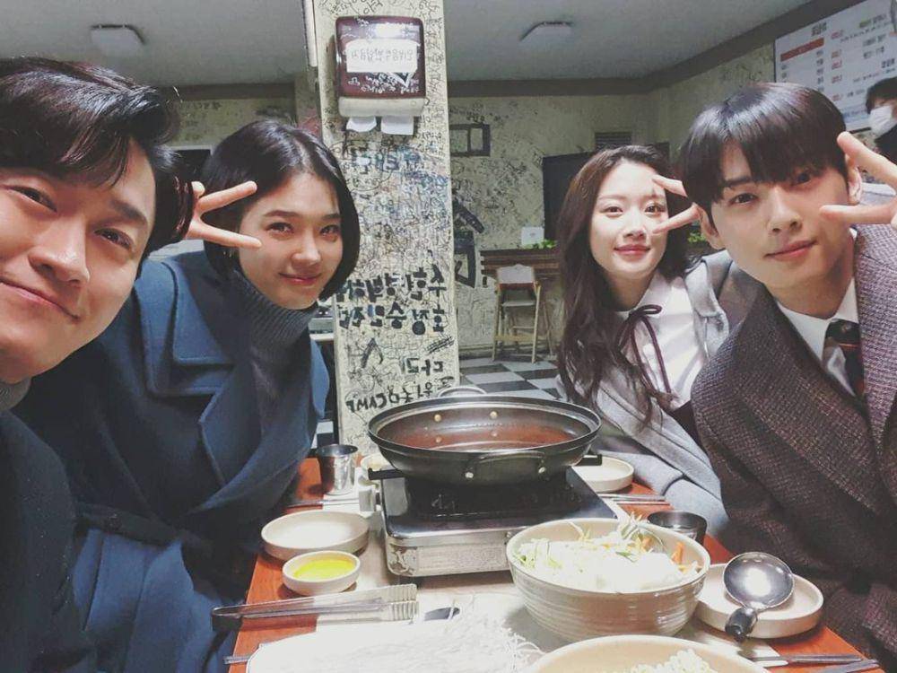 di balik layar drama True Beauty (instagram.com/oh_euisik)