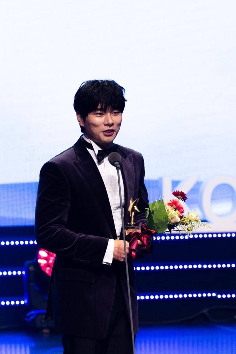 Lee Yi Kyung (kstar.kbs.co.kr)