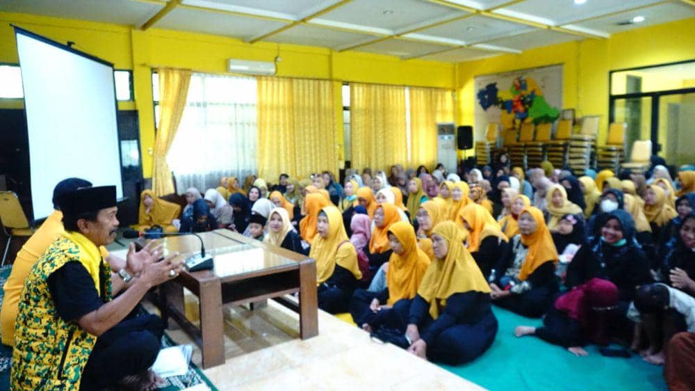 Kampanyekan Erji dan Khofifah-Emil, Golkar Ajak Ziarah Wali