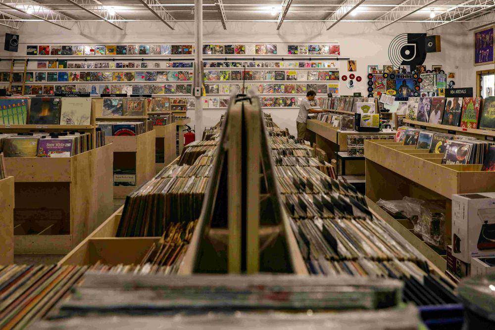 Record store (Ilustrasi toko musik. Mick Haupt/Unsplash)