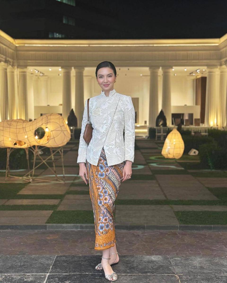 potret Raline Shah di museum nasional Indonesia (instagram.com/ralineshah)