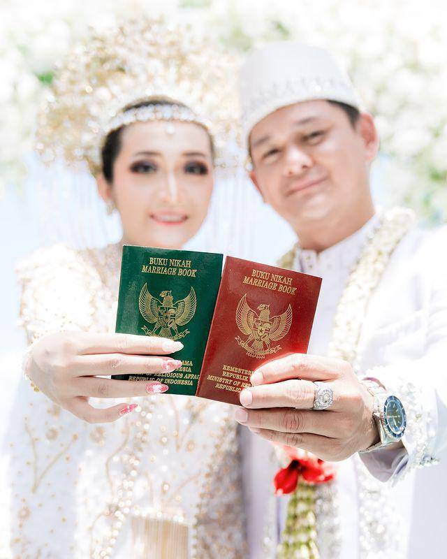 potret akad nikah Junaidy Santoso, adik Bobon Santoso (Instagram.com/bobonsantoso)