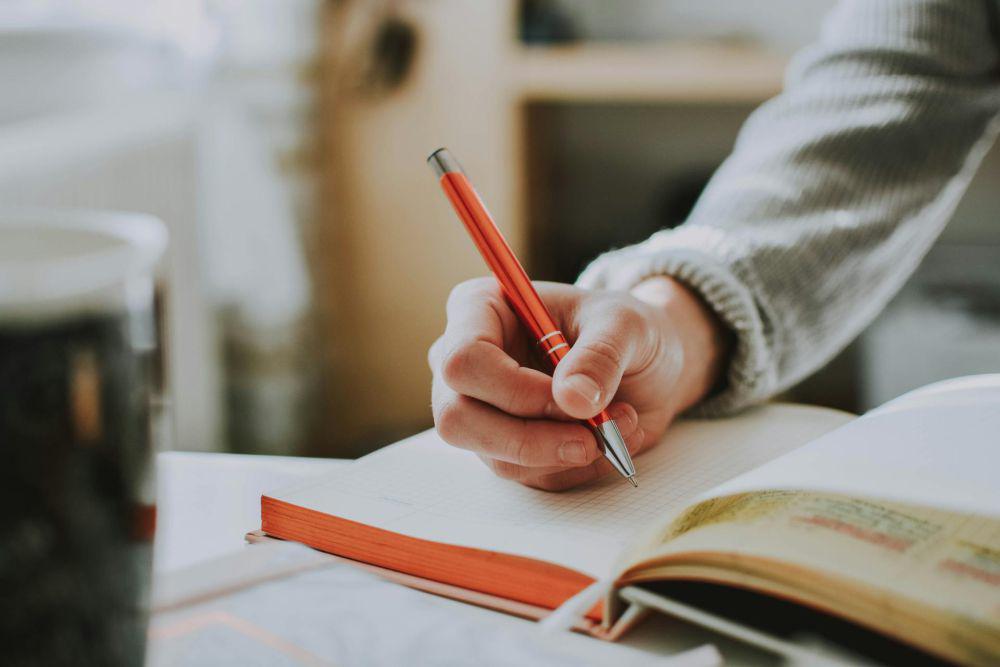 9 Journaling Prompt untuk Mengatasi Writer's Block