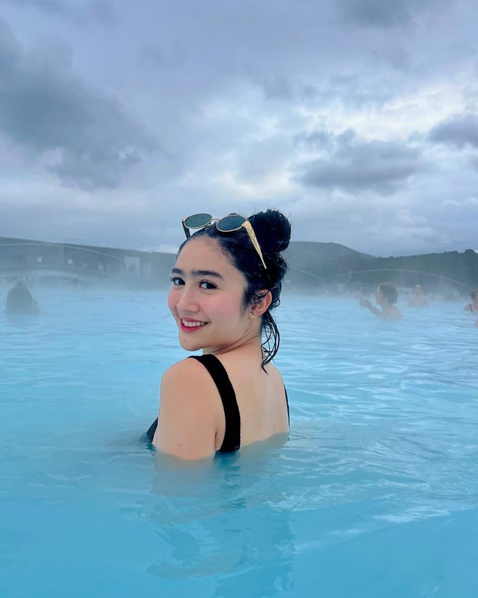 potret Febby Rastanty di Blue Lagoon Islandia (instagram.com/febbyrastanty)