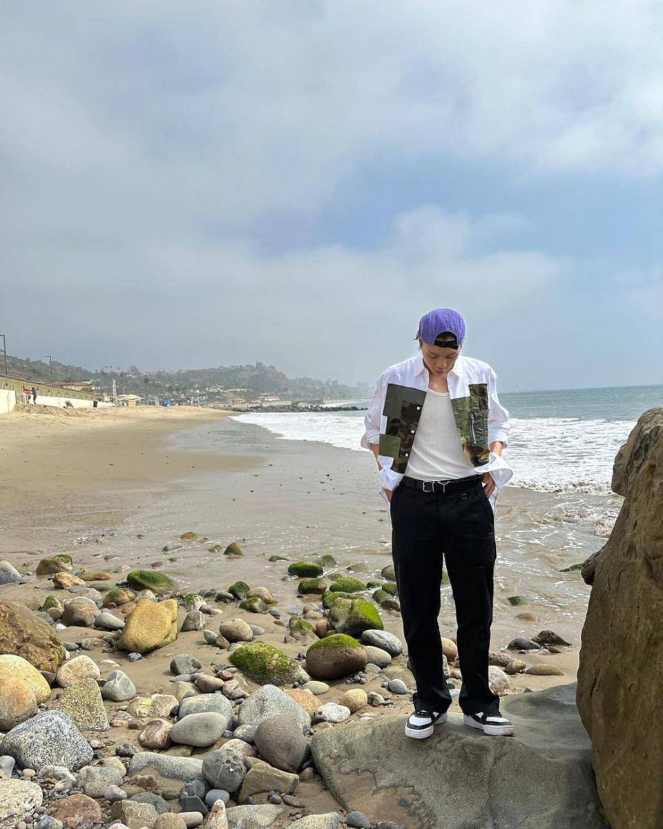 Casual Outfit ala Johnny NCT (instagram.com/johnnyjsuh)